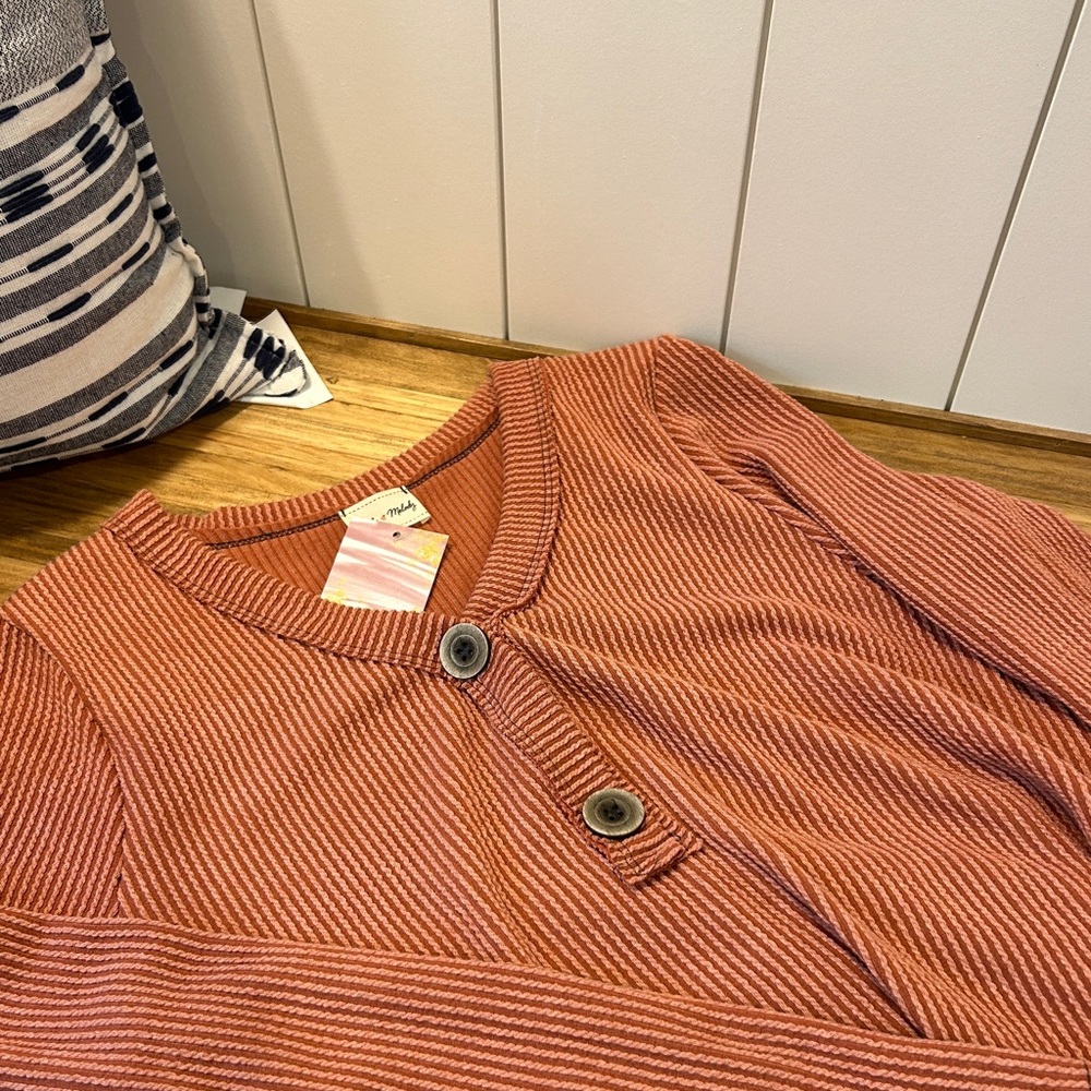 Rust Ribbed Boutique Top - Picture 4 of 4